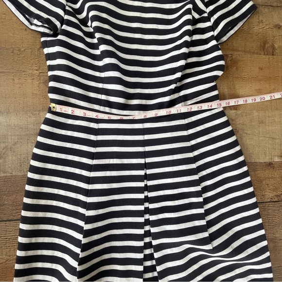 346 Brooks Brothers A Line Round Neck Short Sleeve Dress Sz 4 Blue White Stripe - Picture 10 of 10